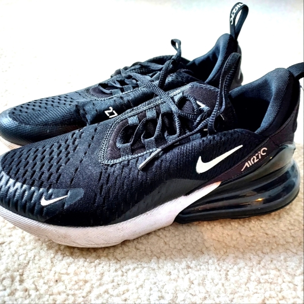 Nike Air Max 270